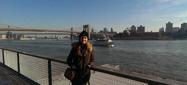 Julie partie faire un stage dans studio créatif new-yorkais